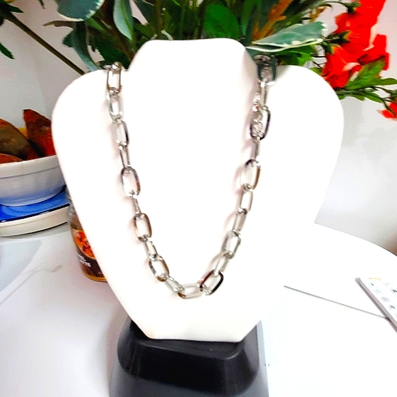 NWT COOKIE LEE HEAVY PAPERCLIP 📎NECKLACE - Picture 2 of 5